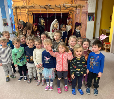 KAPIČKY + SLUNÍČKA - divadelní představení “Jak šel kozlík do světa”