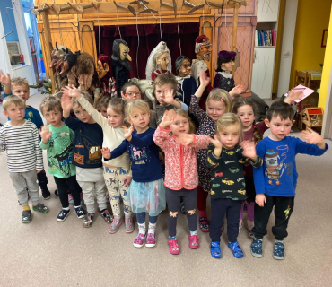 KAPIČKY + SLUNÍČKA - divadelní představení “Jak šel kozlík do světa”