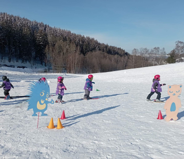 Lyžařská školička - 1. den 6.2.2023