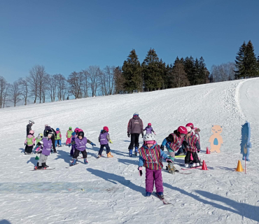 Lyžařská školička - 1. den 6.2.2023