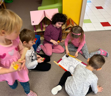 Od 9. 1. 2023 Zvířata a ptáci v zimě - Hvězdičky