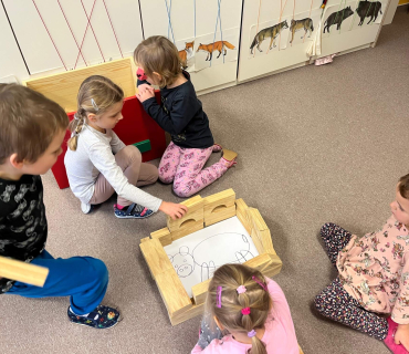 Od 9. 1. 2023 Zvířata a ptáci v zimě - Hvězdičky