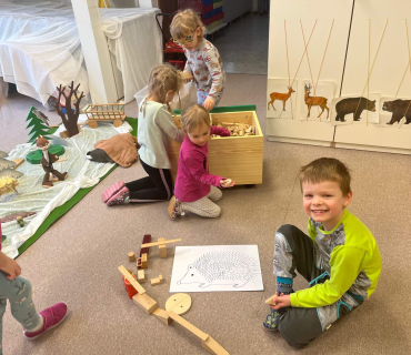 Od 9. 1. 2023 Zvířata a ptáci v zimě - Hvězdičky