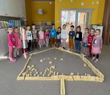 Od 9. 1. 2023 Zvířata a ptáci v zimě - Hvězdičky