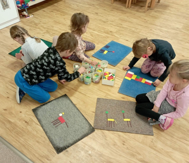 Od 9. 1. 2023 Zvířata a ptáci v zimě - Hvězdičky