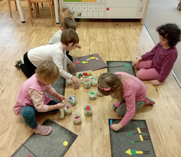 Od 9. 1. 2023 Zvířata a ptáci v zimě - Hvězdičky