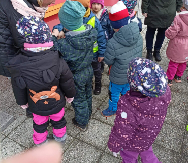 Hvězdičky - téma: ptáci v zimě