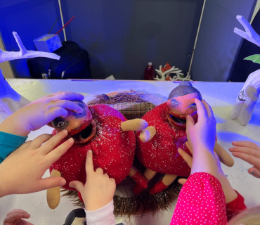 Hvězdičky - divadelní představení “O dvanácti měsíčkách” 12.1.2023